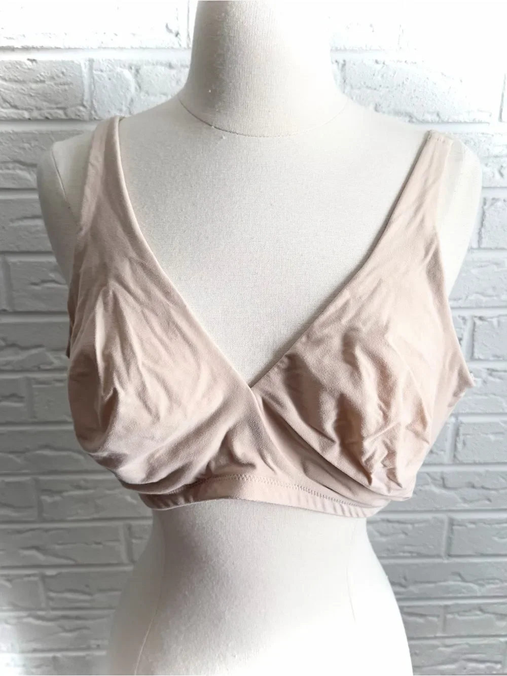Wacoal How Perfect Full Figure Wire Free Bra 852389 Size 42D